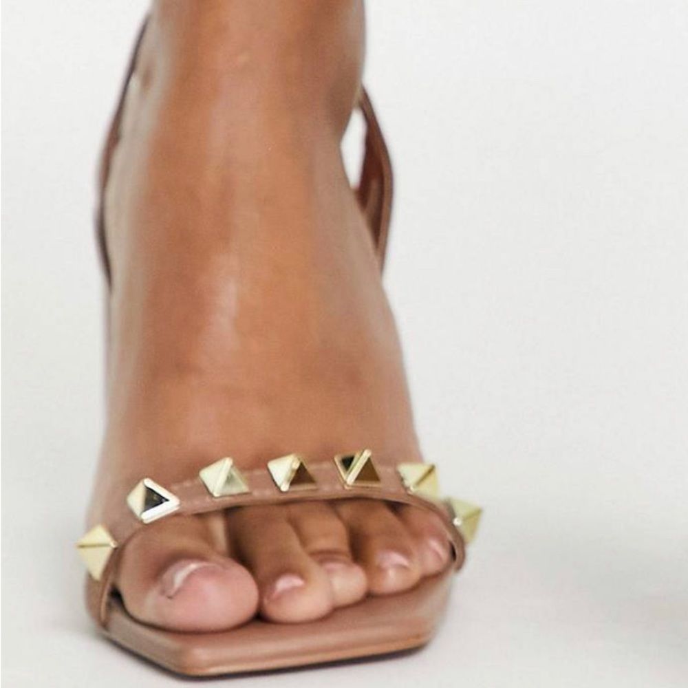 ASOS DESIGN Sandals